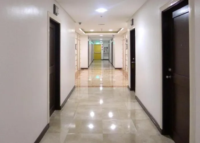 Experience Ocean View In The Heart Of Manila, Enjoy Free Access To The Pool, Sauna, Massage Promo In Prime Location Near The Us Embassy, Naia, Makati, Bgc, Mall Of Asia, And Chinatown Is A Limited-time Offer, Book Now Hotel Manila