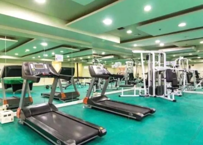 Experience Ocean View In The Heart Of Manila, Enjoy Free Access To The Pool, Sauna, Massage Promo In Prime Location Near The Us Embassy, Naia, Makati, Bgc, Mall Of Asia, And Chinatown Is A Limited-time Offer, Book Now