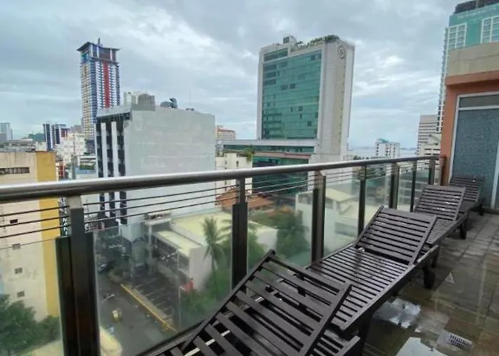 Experience Ocean View In The Heart Of Manila, Enjoy Free Access To The Pool, Sauna, Massage Promo In Prime Location Near The Us Embassy, Naia, Makati, Bgc, Mall Of Asia, And Chinatown Is A Limited-time Offer, Book Now * Manila