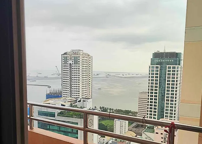 Hotel Experience Ocean View In The Heart Of Manila, Enjoy Free Access To The Pool, Sauna, Massage Promo In Prime Location Near The Us Embassy, Naia, Makati, Bgc, Mall Of Asia, And Chinatown Is A Limited-time Offer, Book Now